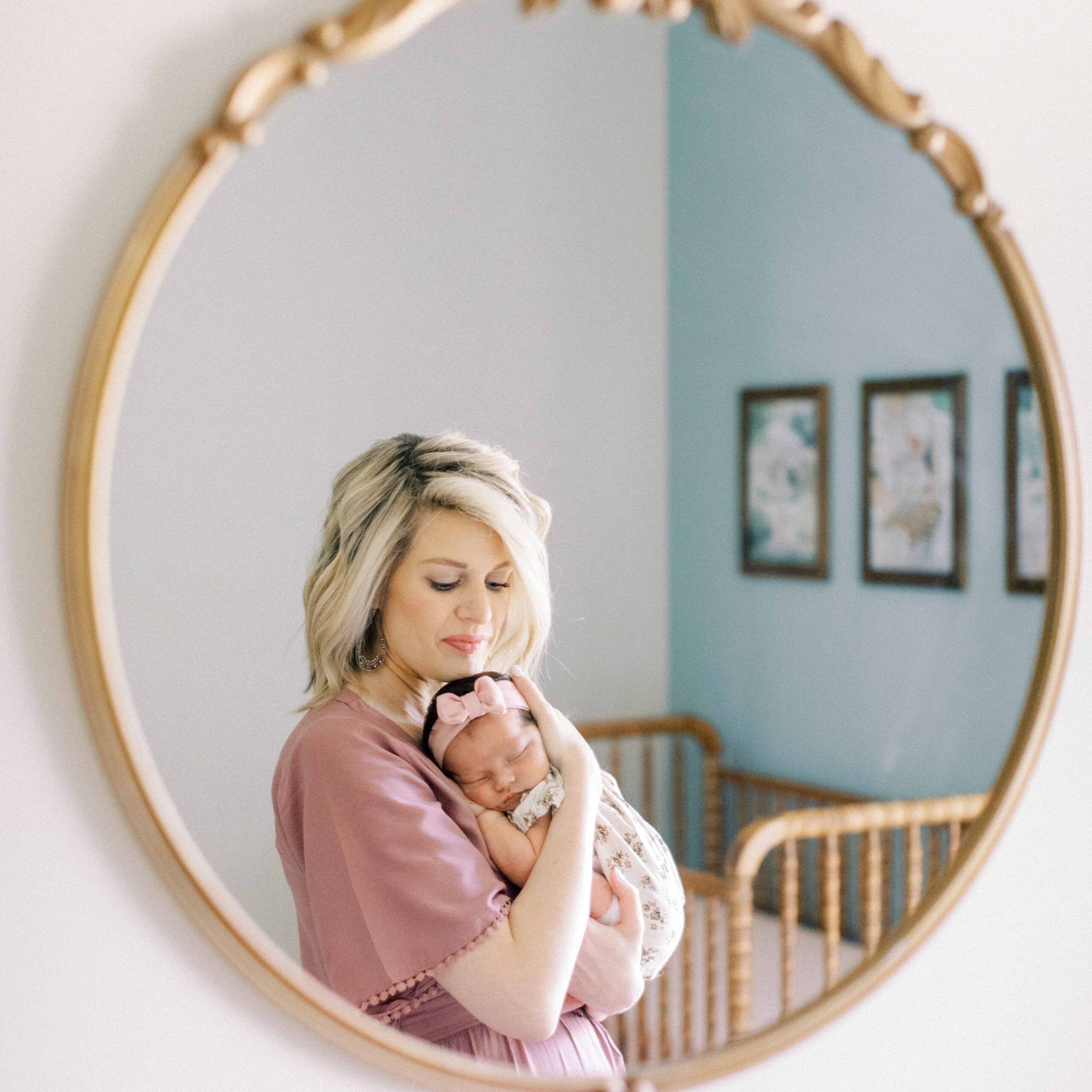 The Lind Family | Newborn Session at Home