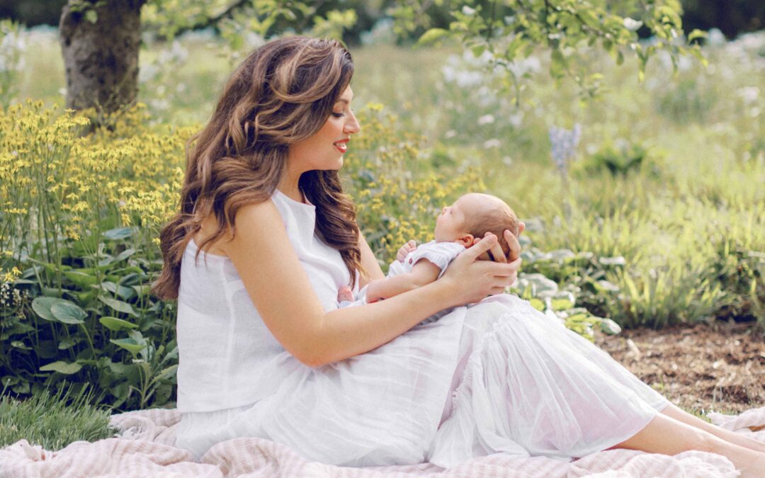 The Parkinson Family at Newfields Gardens | Indianapolis, IN Newborn Photographer