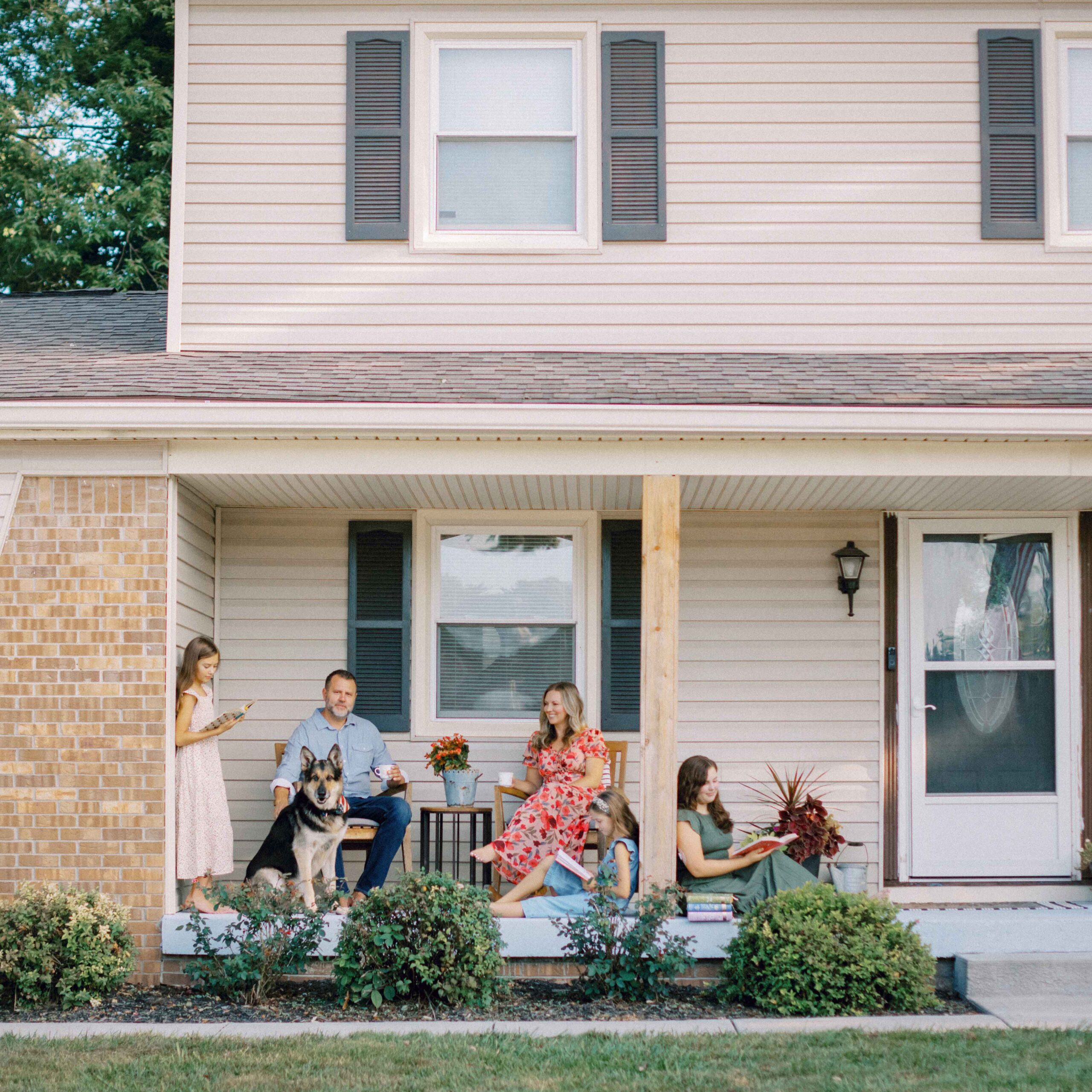 Backyard & In-Home Family Session |Brownsburg, Indiana Photographer